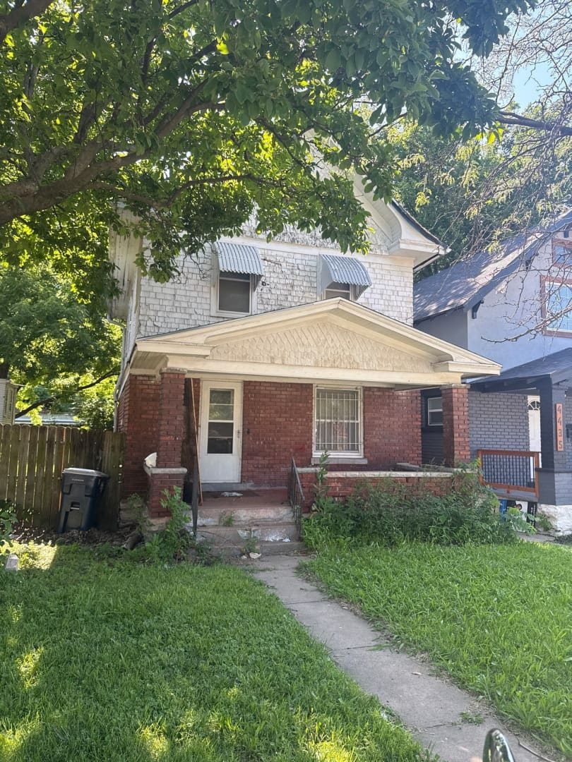 4433 Troost Ave