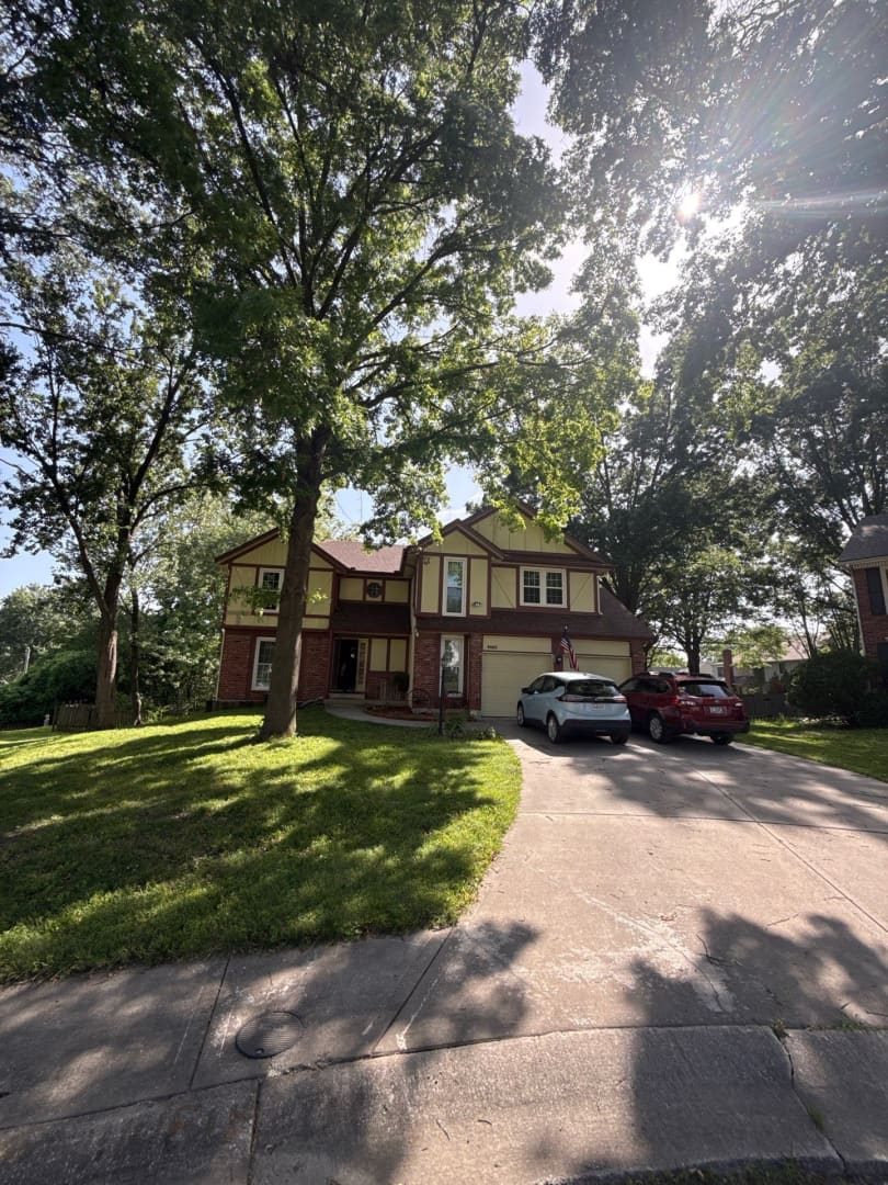 4033 NE 57th Ter